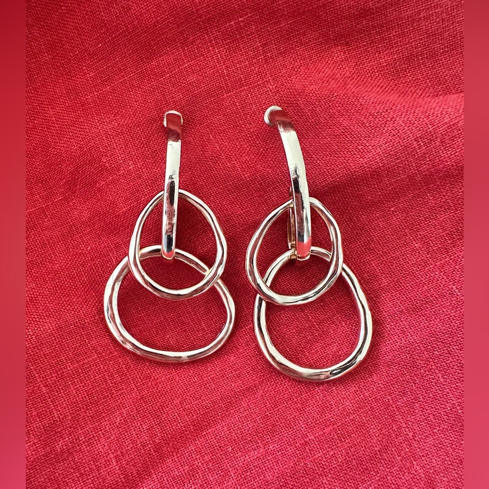 Elegant Gold Tone Earrings